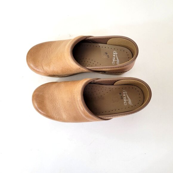 Dansko Professional Women's Honey Distressed Leather Clogs Size 39 EU US 7.5-8 - Picture 9 of 10
